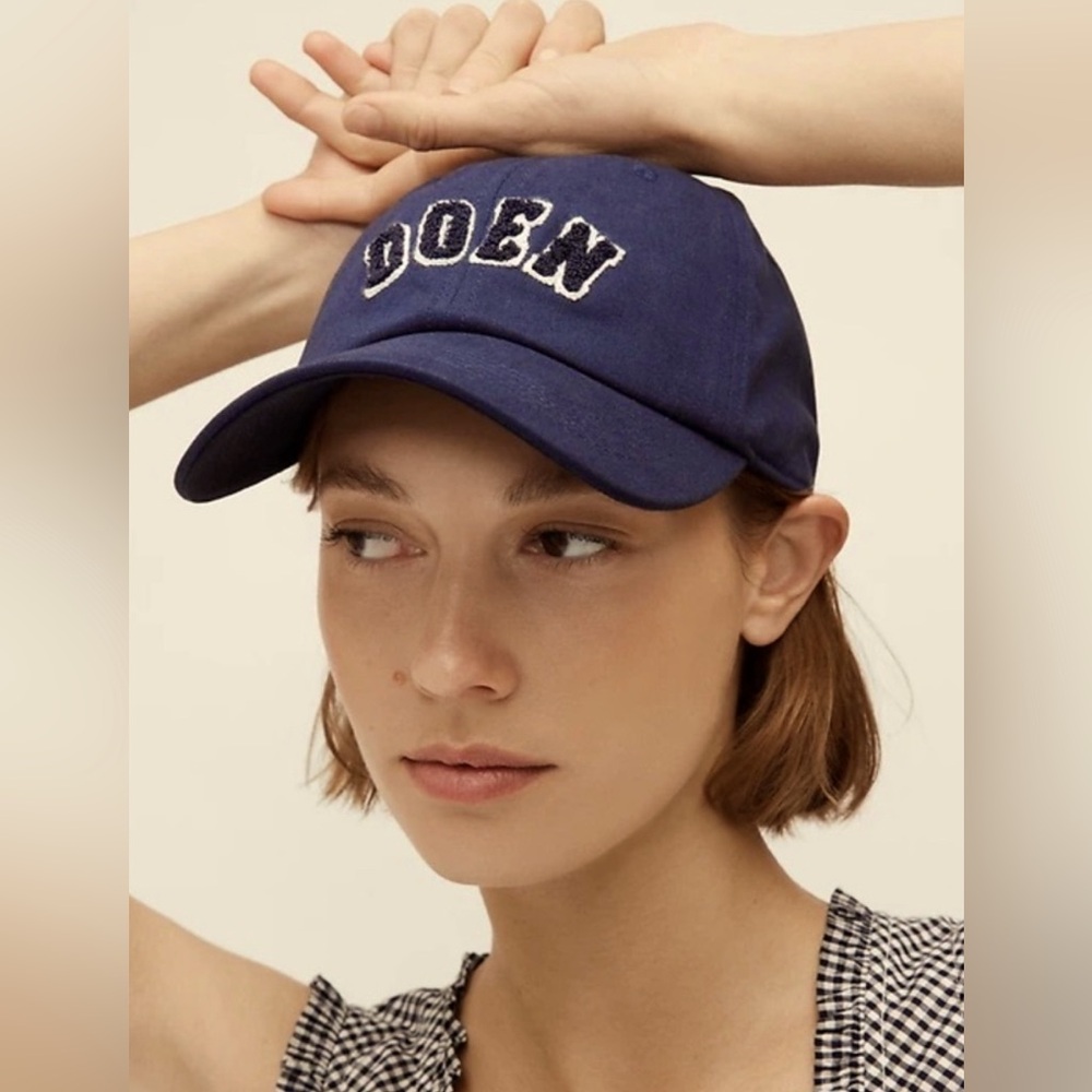 Rare NWT GAP x Doen Organic Cotton Logo Baseball Hat Fuzzy Logo Cap Navy/White!!